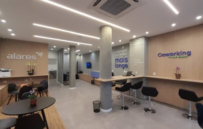 Alares inaugura loja em Atibaia