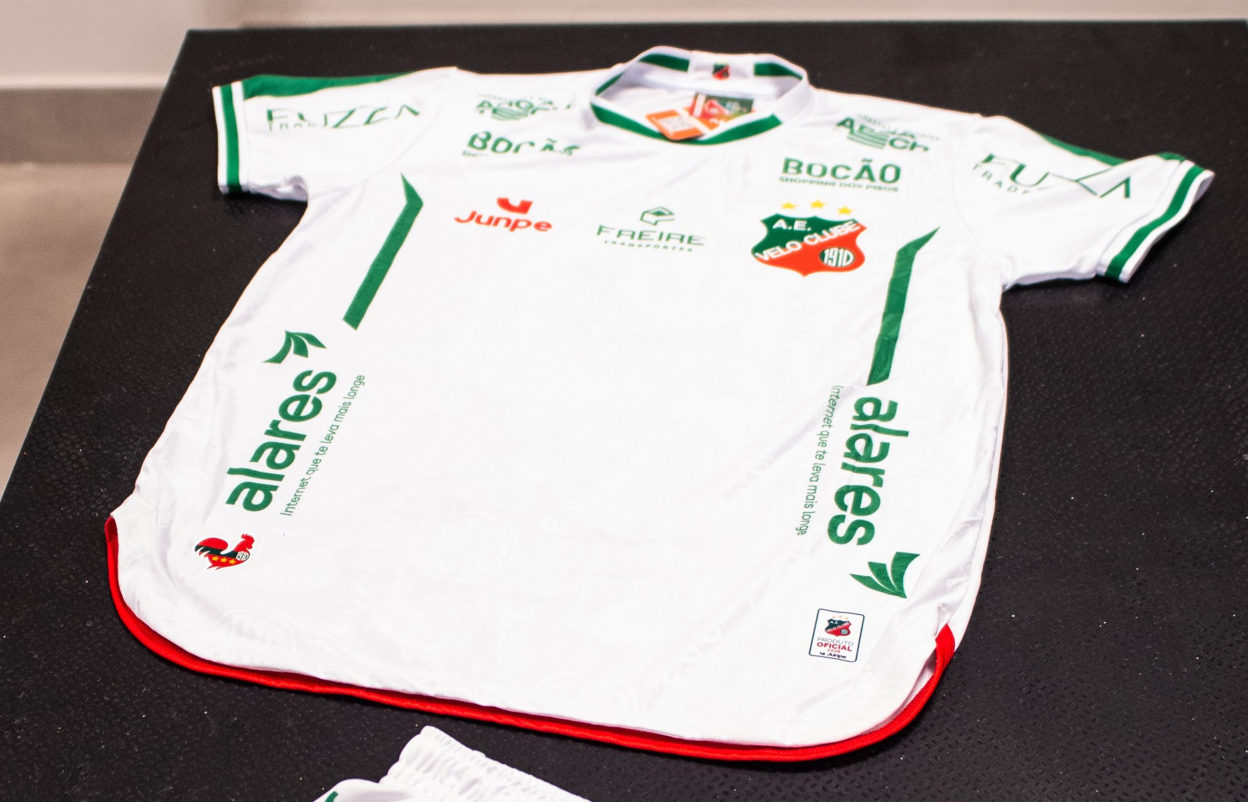 Alares é a nova patrocinadora do Velo Clube para a temporada 2026